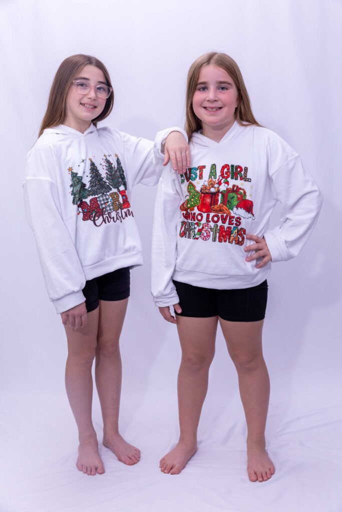 holiday vibes hoodie – white graphic